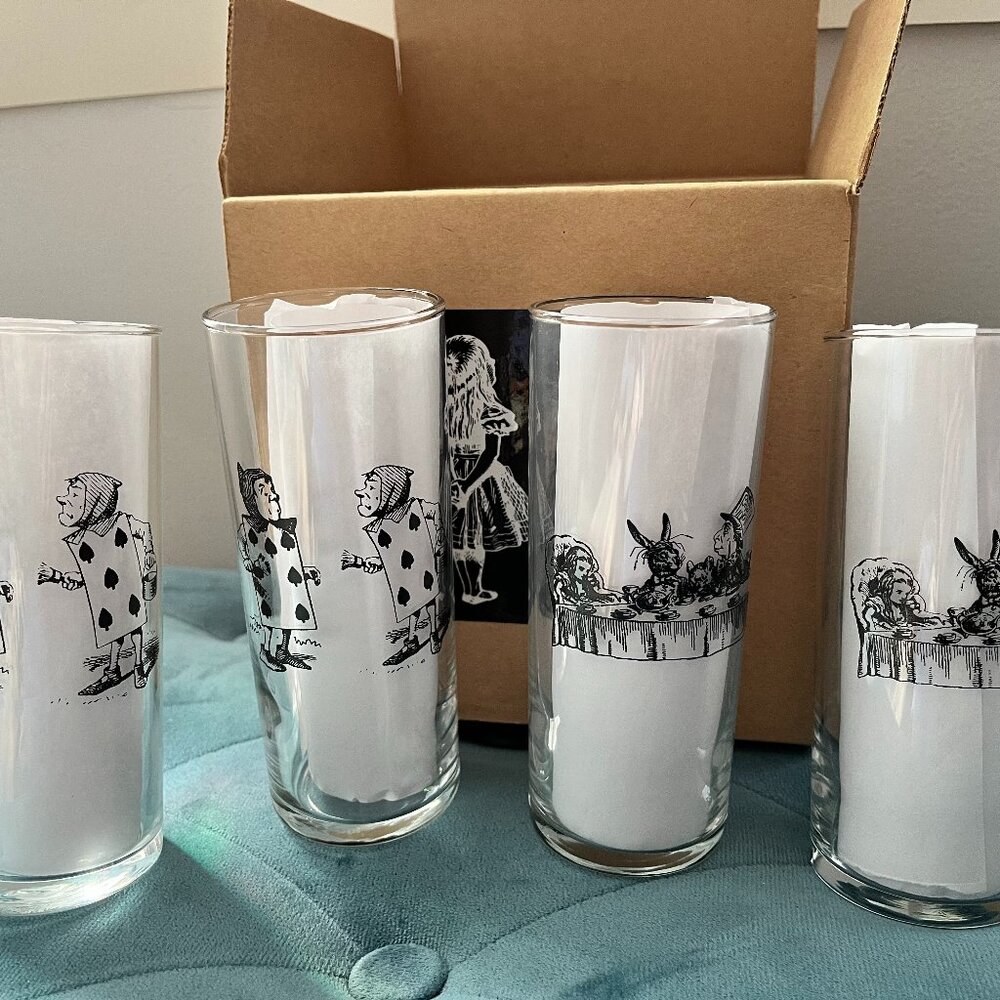 SOLD-- Fishs Eddy - *RARE* Alice in Wonderland Glasses (out of print glasses)